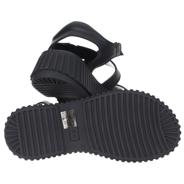 Sandały damskie Bombonella 8T G019 102-1 107 czarne