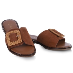 Klapki damskie Marco Tozzi 2-27192-44 392 COGNAC COMB