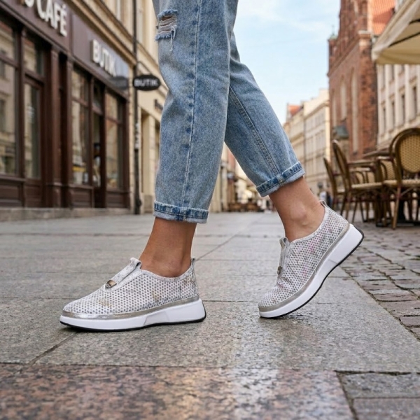 Półbuty damskie ażurowe Bombonella 1T 0018 3002 CLR 170-21