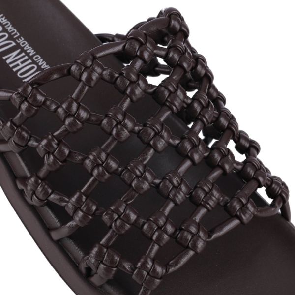 Klapki damskie John Doubare 307-11 BROWN