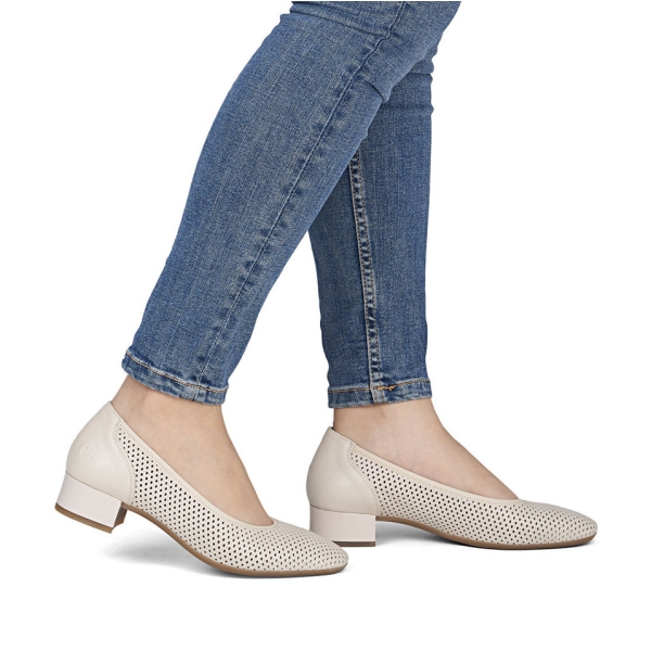 Czółenka ażurowe damskie Rieker 43459-60 BEIGE